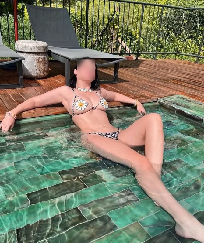 HOT2222