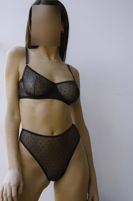 Mia